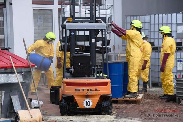 Epoxidharz ausgelaufen in Landsham – 19.10.2021