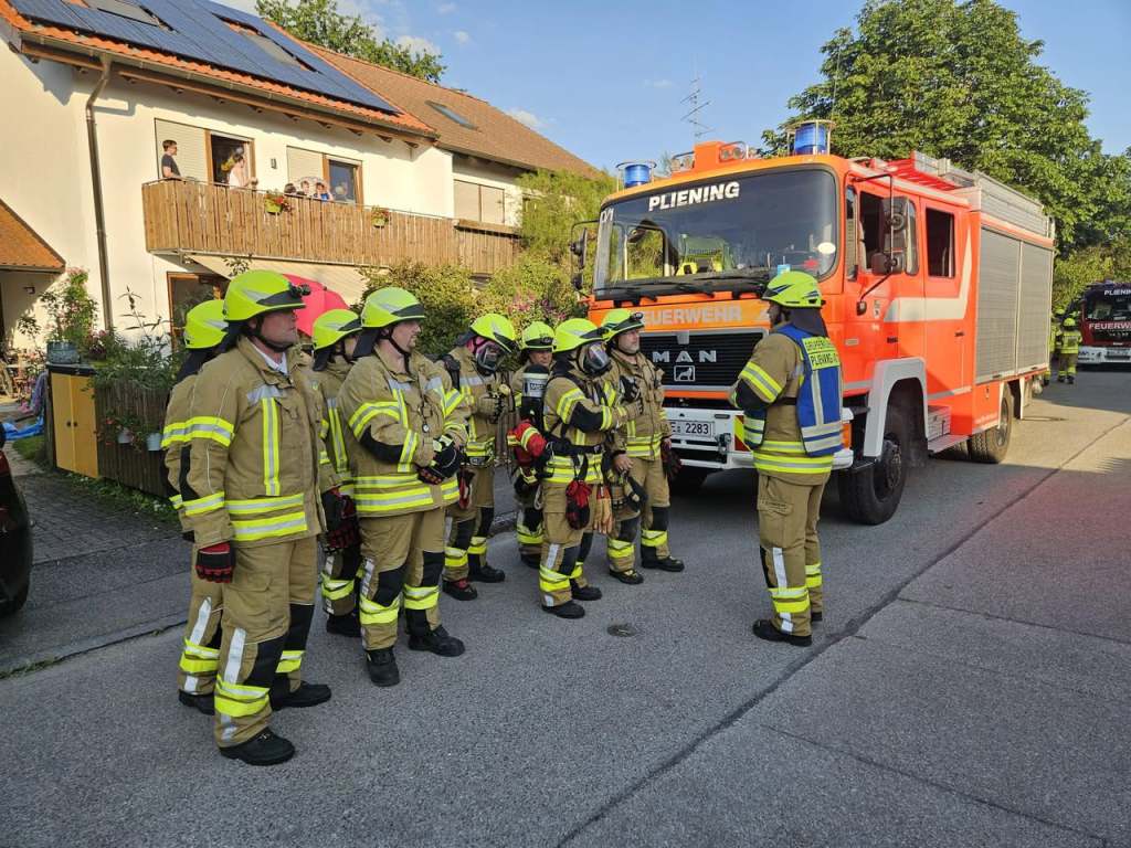 Einsatzübung Kellerbrand in einem Abrisshaus, Juni 2024