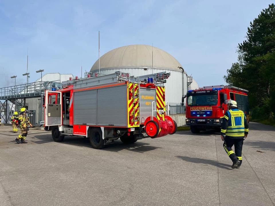 Großalarm wegen eines gemeldeten Brandes an einer Biogasanlage, August 2024