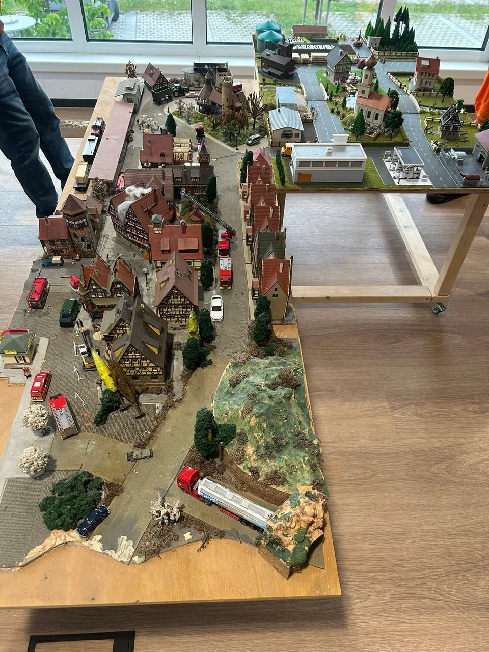 Führungskräfte-Fortbildung im Planspiel bei der Feuerwehr Pliening, Mai 2025