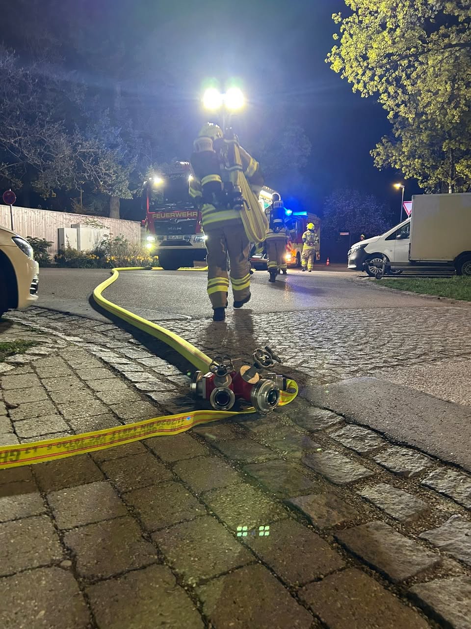 Einsatz bei einer Rauchentwicklung in einem Gebäude in Landsham, April 2026