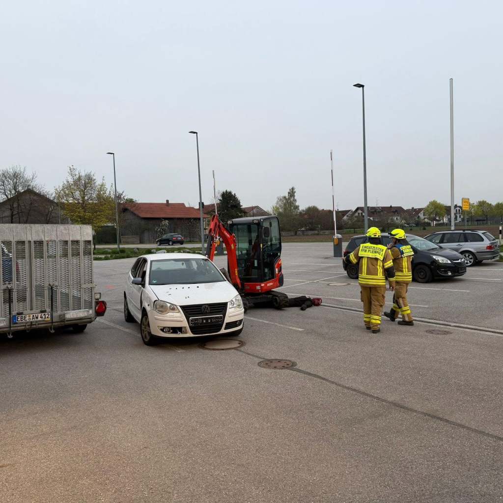 Interne Einsatzübung Verkehrs- und Baustellenunfall mit eingeklemmten Personen, April 2026