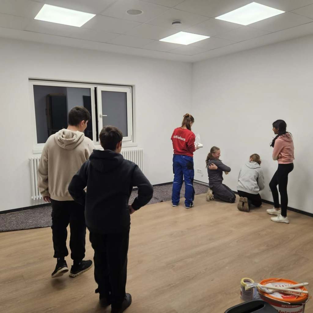 Wir gestalten unseren Jugendraum um – Bild 3
