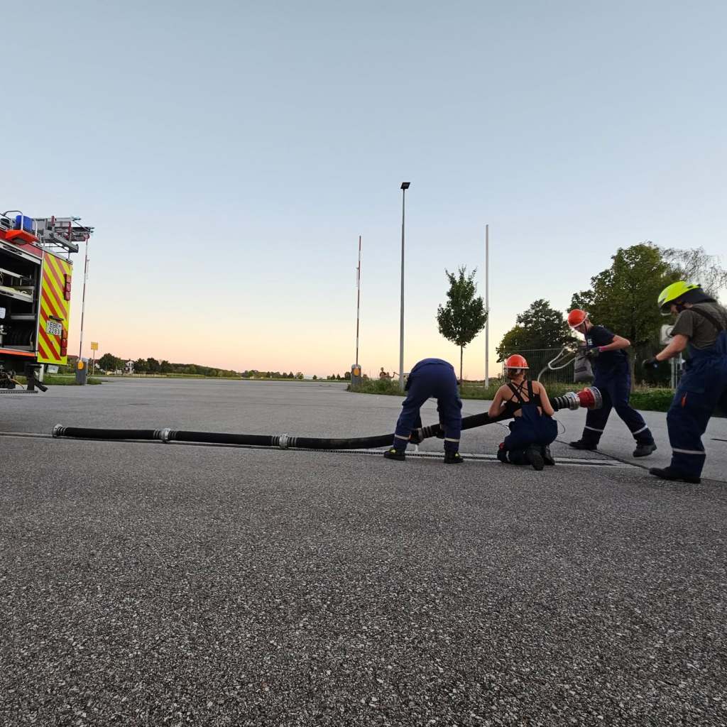 Training für den Kreisjugendfeuerwehrtag in Grafing – Bild 10