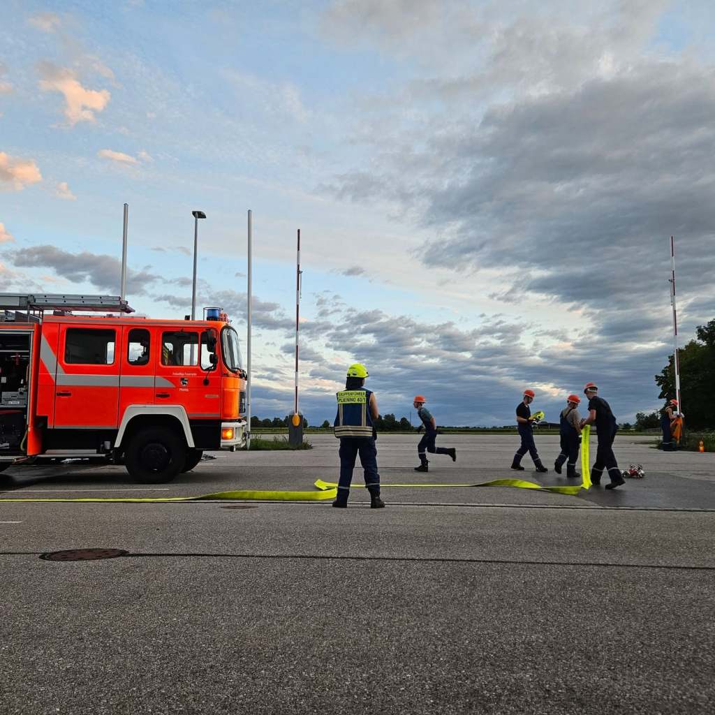Training für den Kreisjugendfeuerwehrtag in Grafing – Bild 4