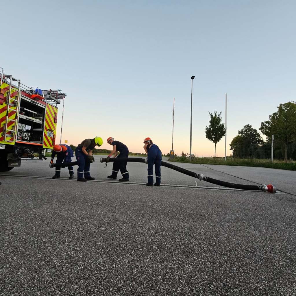 Training für den Kreisjugendfeuerwehrtag in Grafing – Bild 9