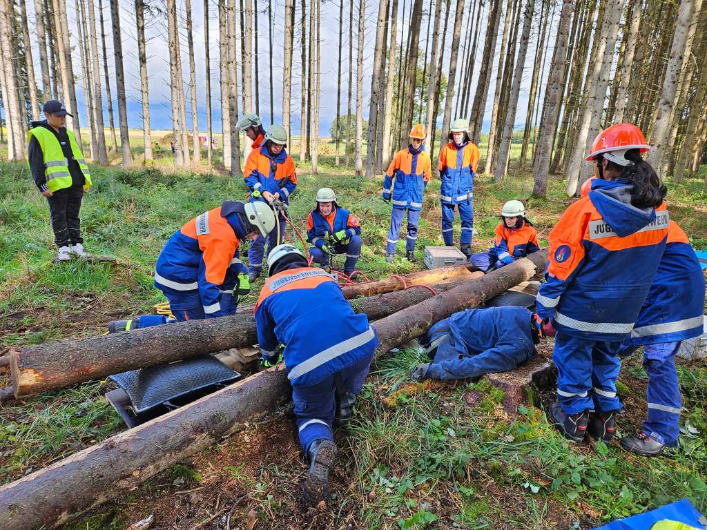 40. Kreisjugendfeuerwehrtag: Einsatzszenarien 1 und 2 – Bild 5